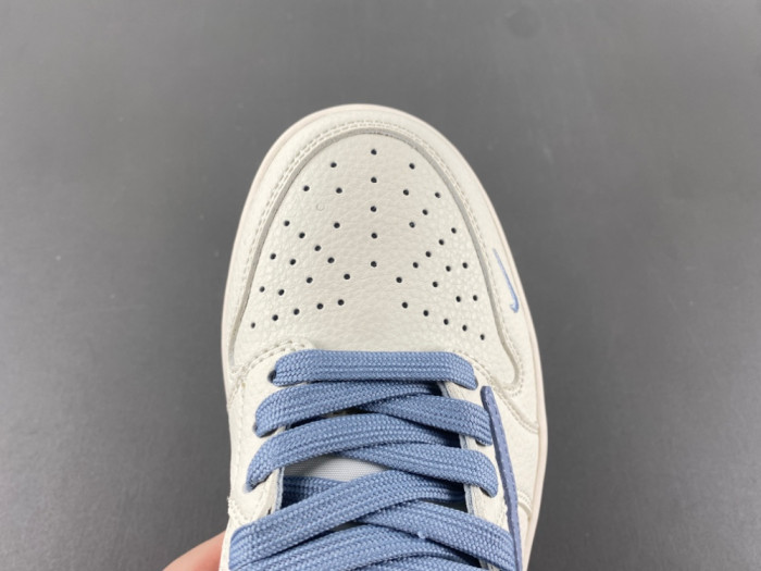 Travis Scott x Air Jordan 1 Low-DIY1688-007