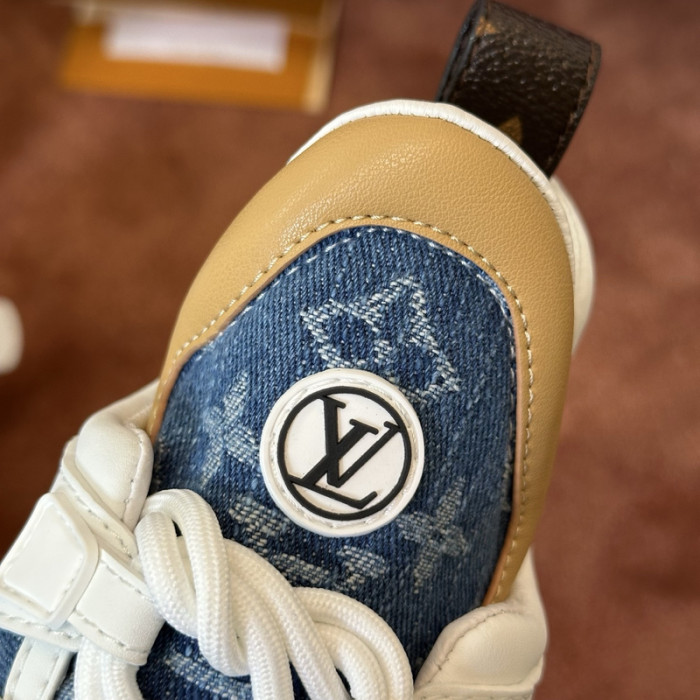 LV snekaers 144