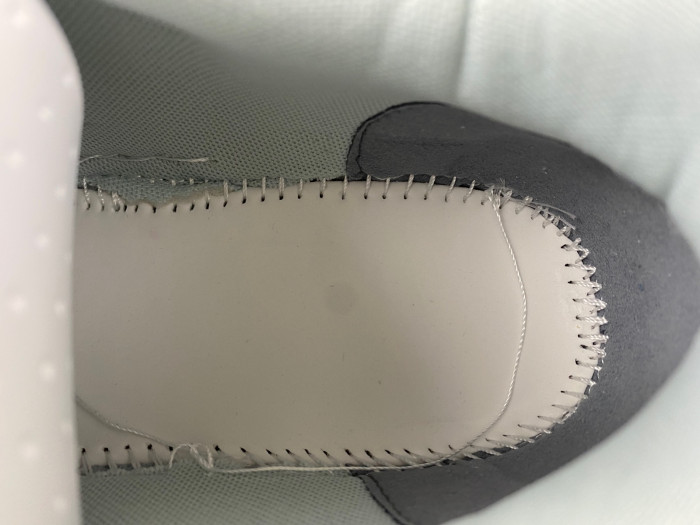 off-white out of office -18