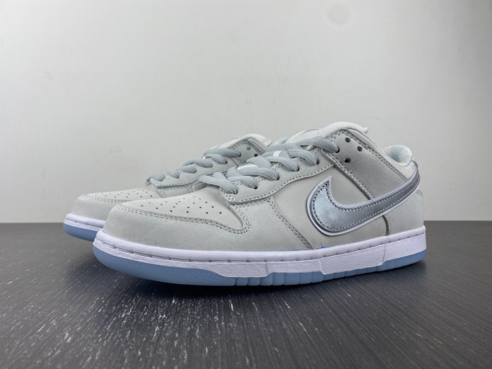 nike sb dunk low white lobster (friends and family)- fd8776-100