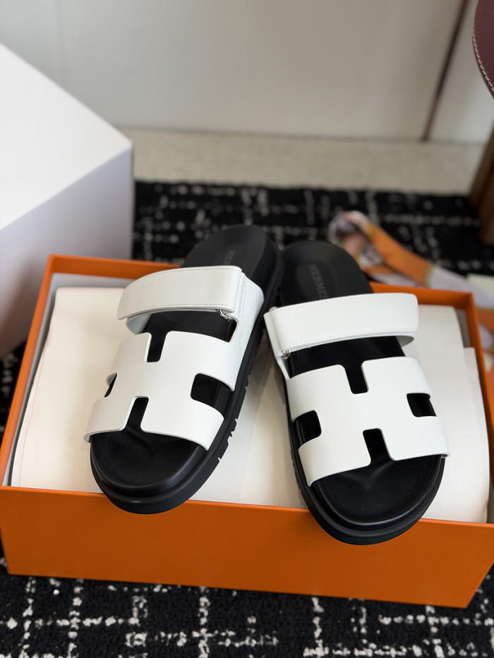 H**me5 Sandal 68