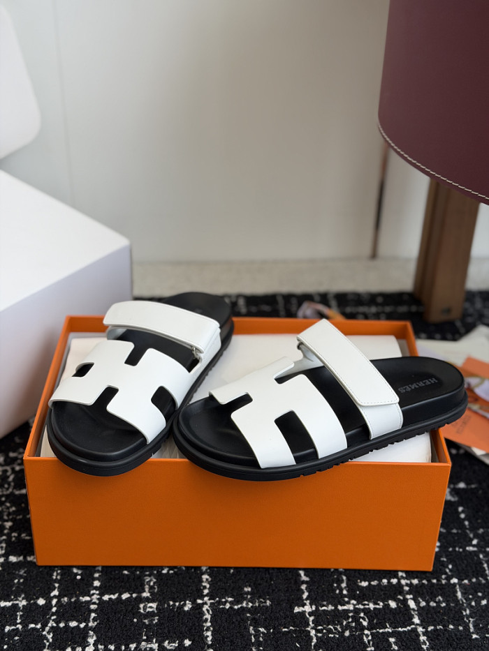 H**me5 Sandal 68