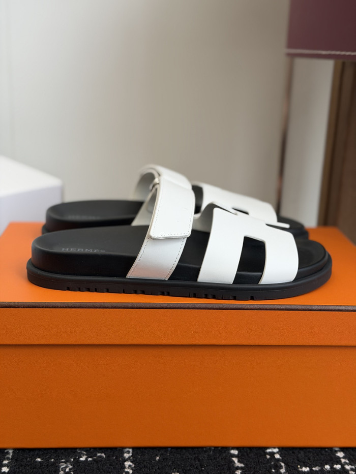 H**me5 Sandal 68