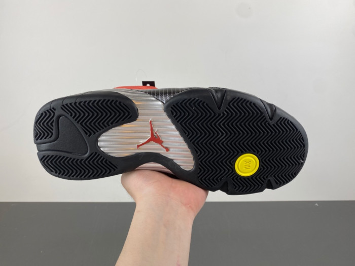 Jordan 14 Retro Ferrari (2025)-IF5015-600