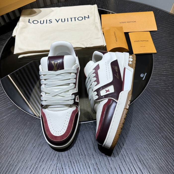 LV snekaers 275