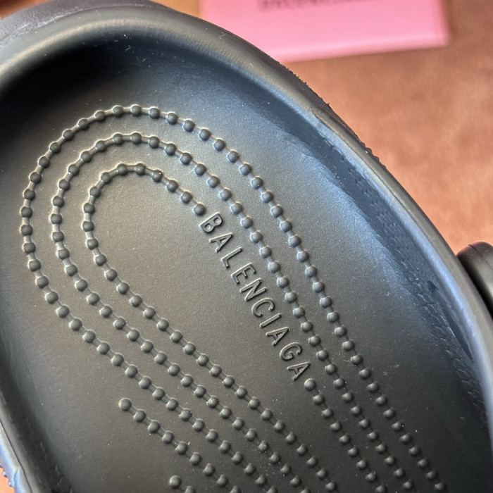 Balenciaga Sandal 24