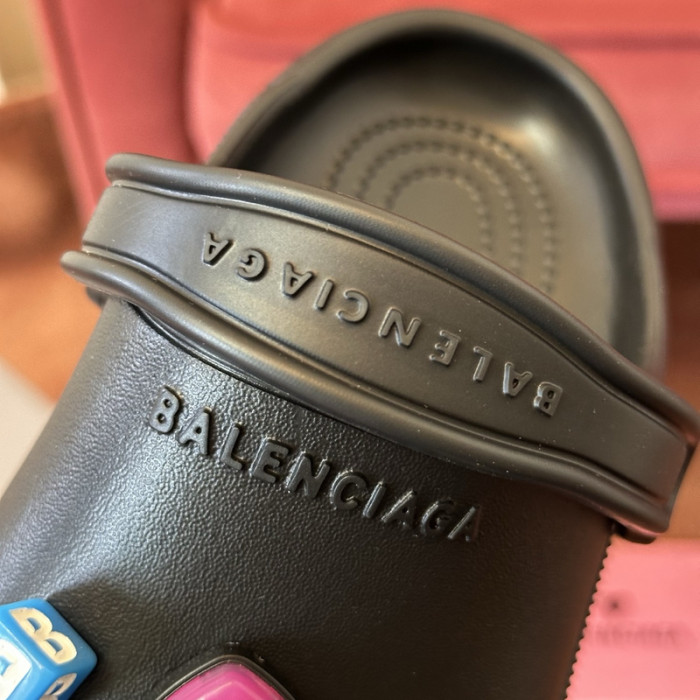 Balenciaga Sandal 24