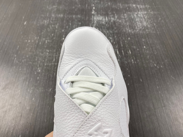 jordan 8 retro ovo white-aa1239-135