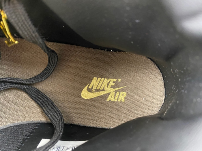 OFF-WHITE x Air Jordan 1 LV-554724-555