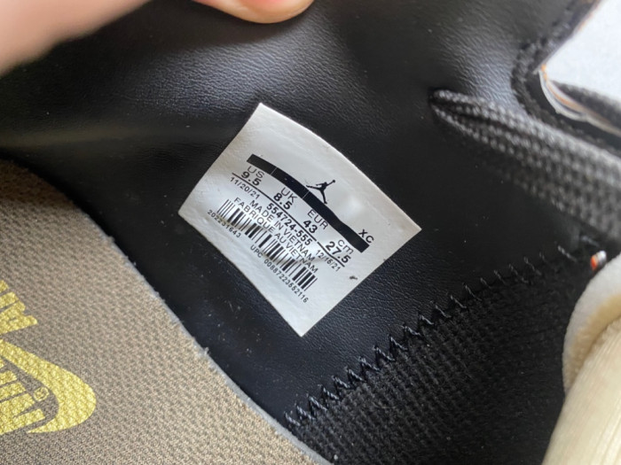 OFF-WHITE x Air Jordan 1 LV-554724-555