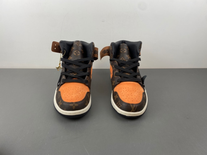 OFF-WHITE x Air Jordan 1 LV-554724-555