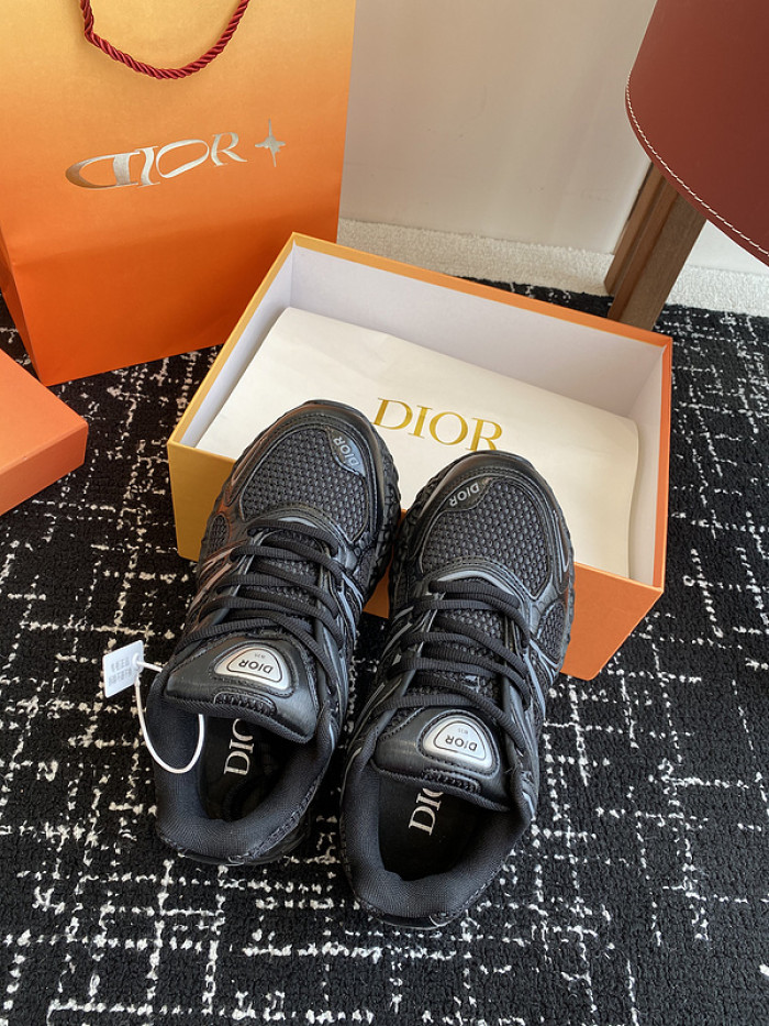 DIOR B35 SNEAKERS-03