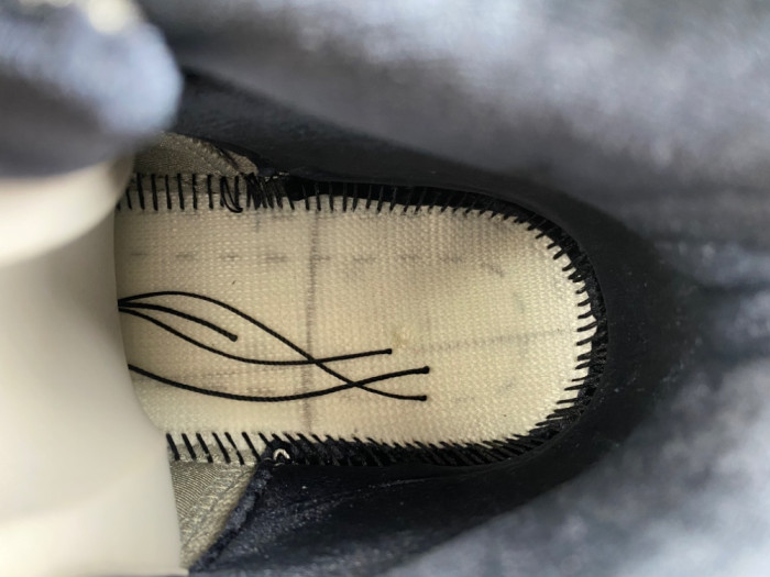 Jordan 5 Retro Wings (2025) -IO2038-001